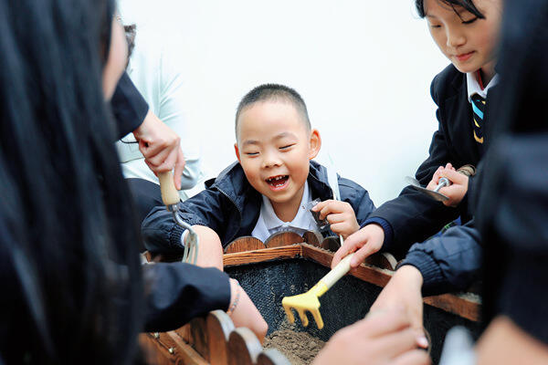 地球日活动,南通民办惠立幼儿园